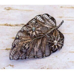 Vintage Intricate Leaf Abstract Brooch - BR1